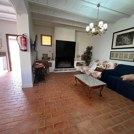 Alzabara Con Piscina Privada Holiday home