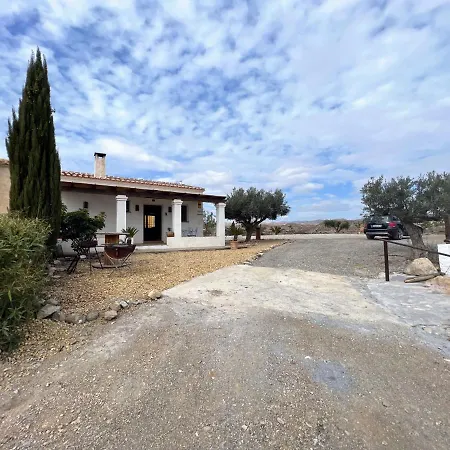 Alzabara Con Piscina Privada Holiday home *