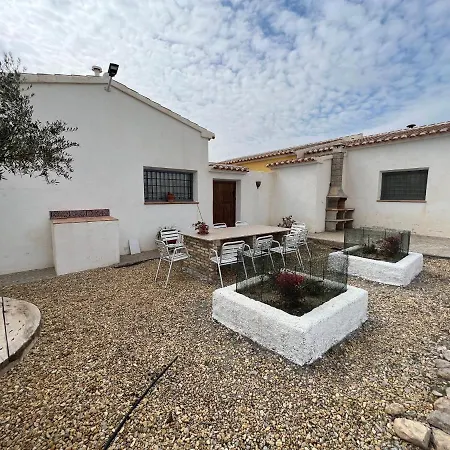 Alzabara Con Piscina Privada Taberno